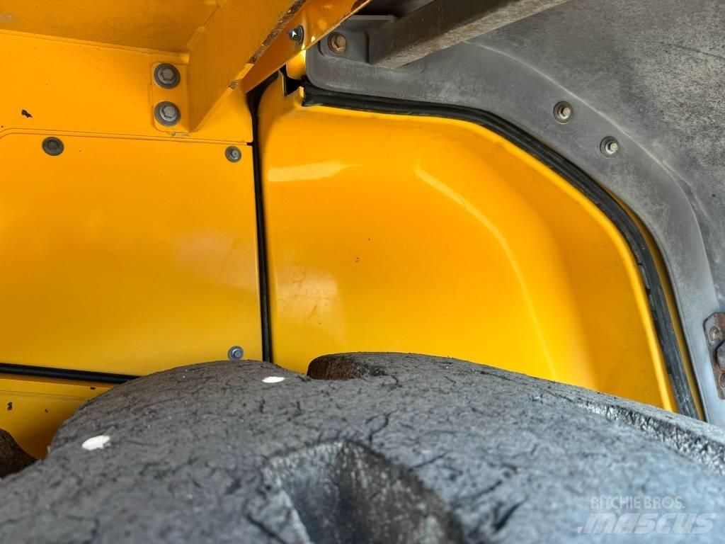 Volvo L 120 H  휠로우더
