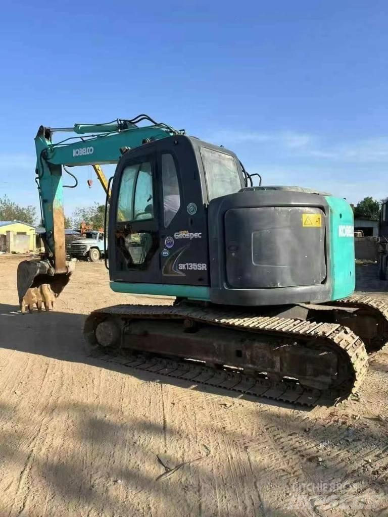Kobelco SK135 대형 굴삭기 29톤 이상
