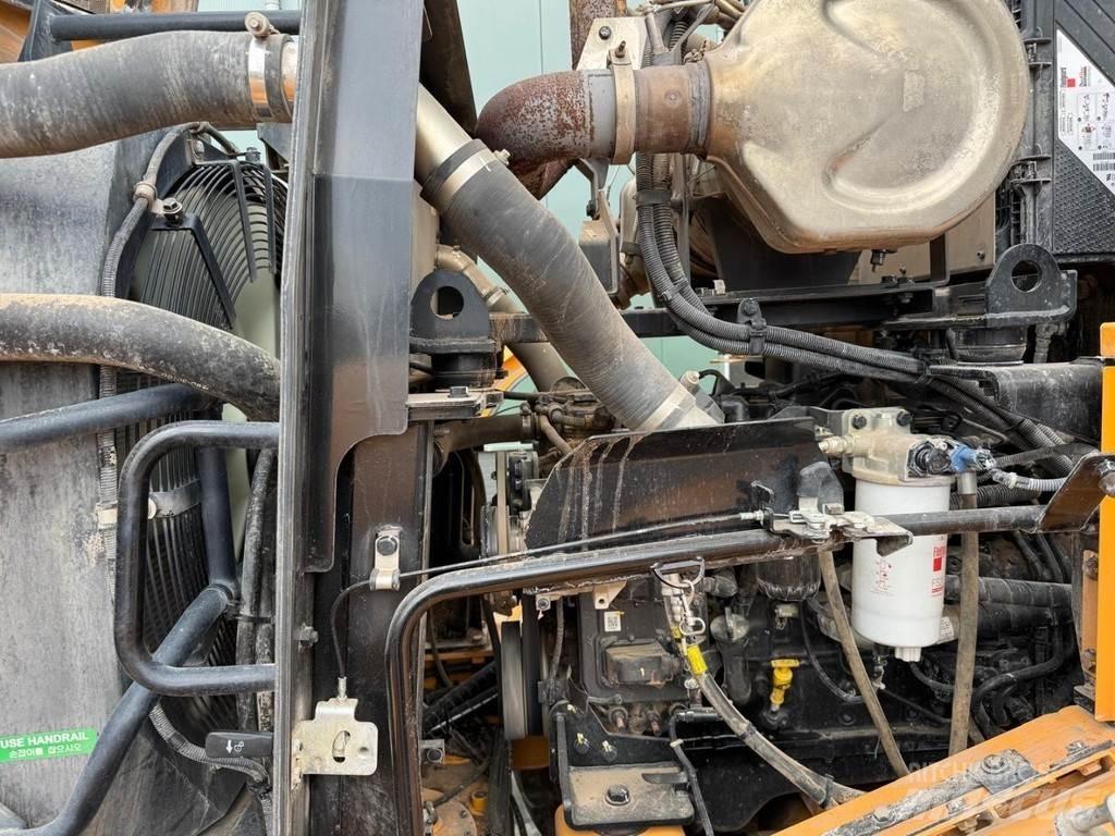 Hyundai HL960A  휠로우더