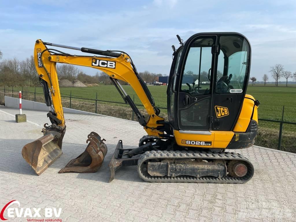 JCB 8026 CTS 소형 굴삭기 7톤 미만