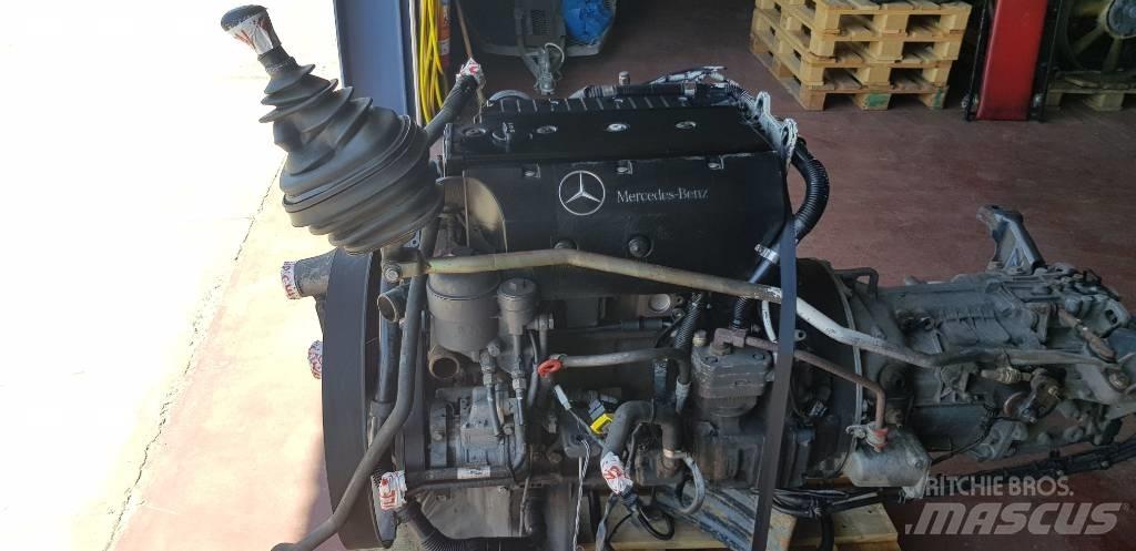 Mercedes-Benz ATEGO 엔진