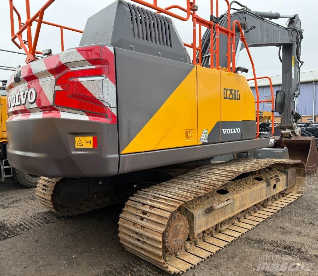 Volvo EC 250 EL 대형 굴삭기 29톤 이상