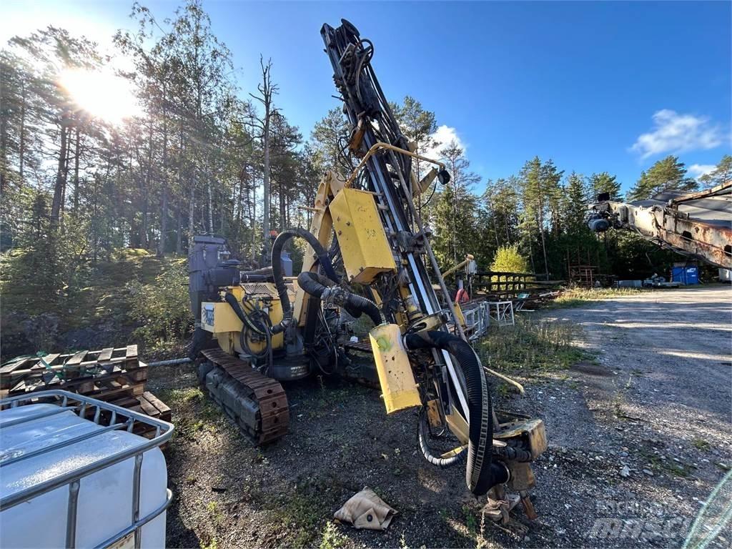 Atlas Copco Roc D3 도로 굴착기