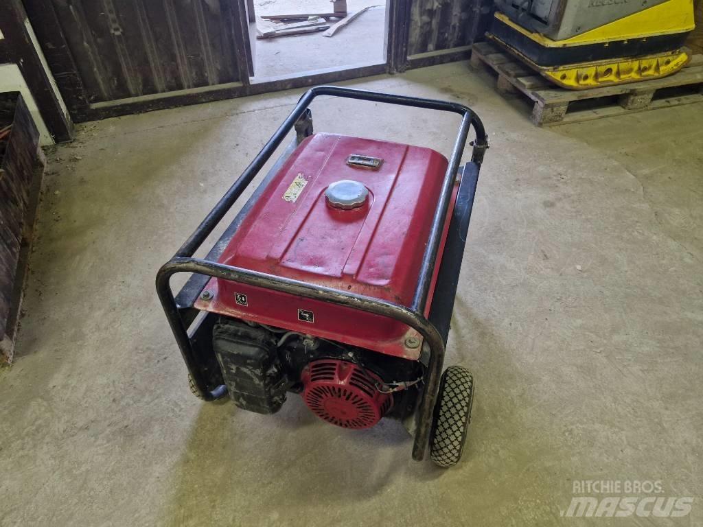 Honda ECMT7000F 가솔린 발전기
