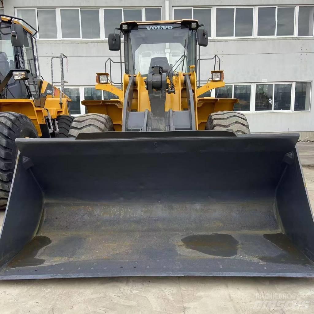 Volvo L 105  휠로우더