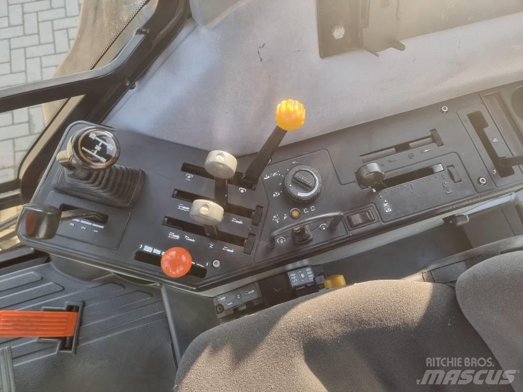 CASE 5140 트랙터