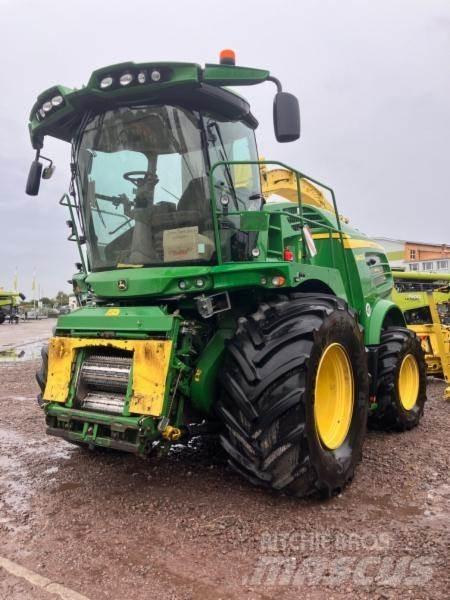 John Deere 8400 자동 초지기계