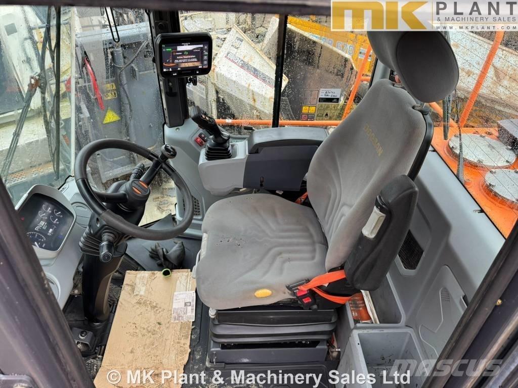 Doosan DL 320-7  휠로우더