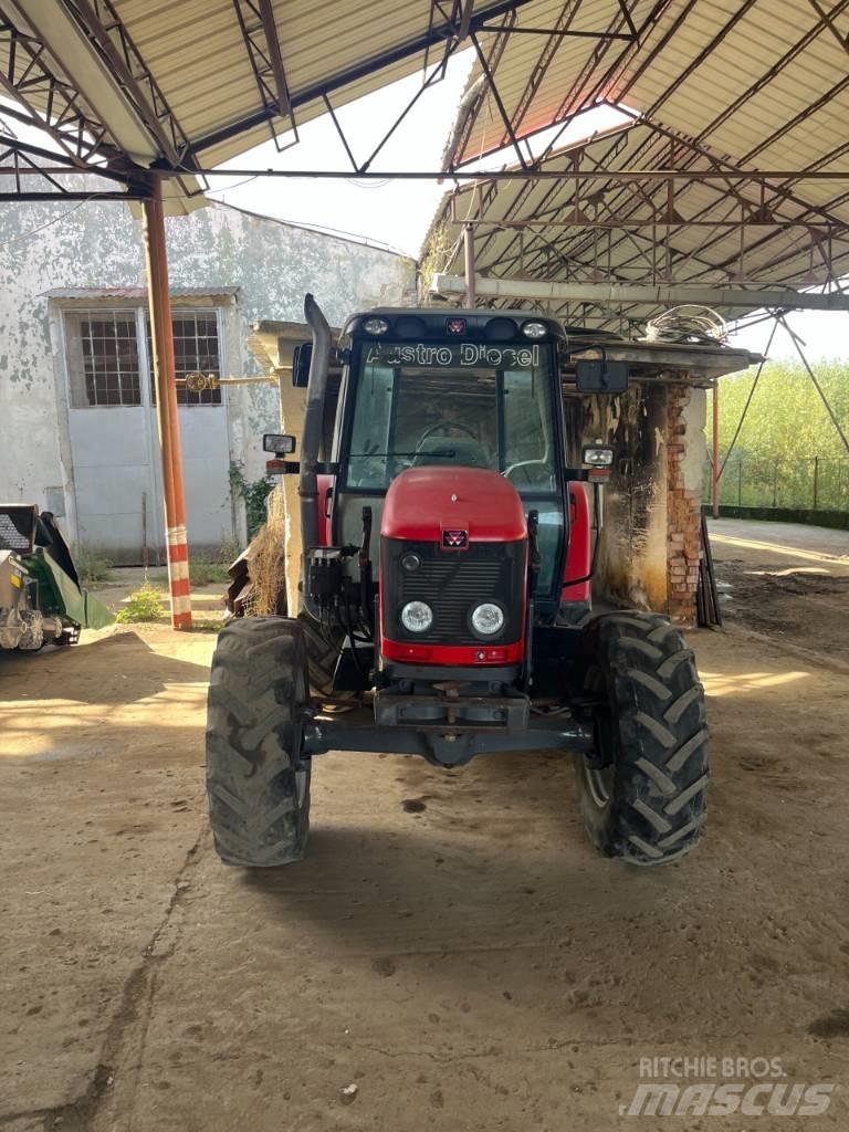 Massey Ferguson 5435 트랙터