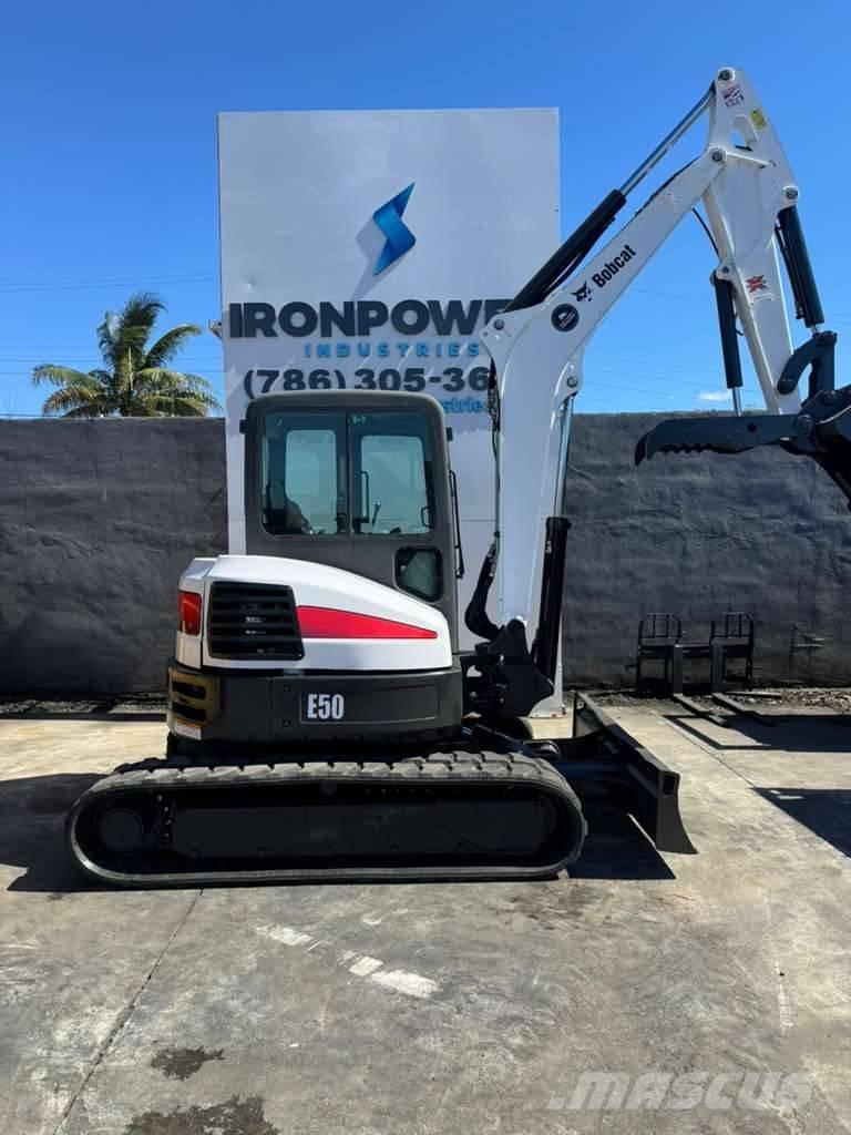 Bobcat E 50 소형 굴삭기 7톤 미만