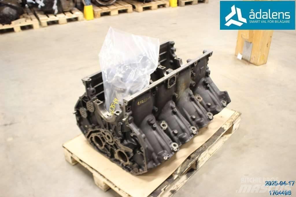 Scania R 730 엔진