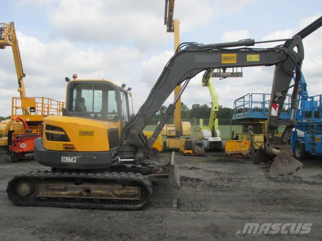 Volvo ECR 88 D 중형굴삭기 7톤-28톤