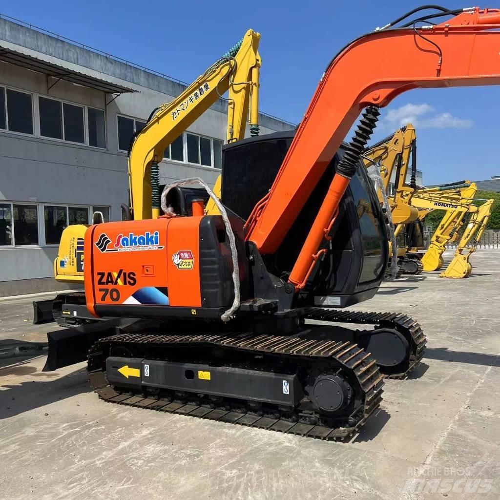 Hitachi ZX 70 소형 굴삭기 7톤 미만