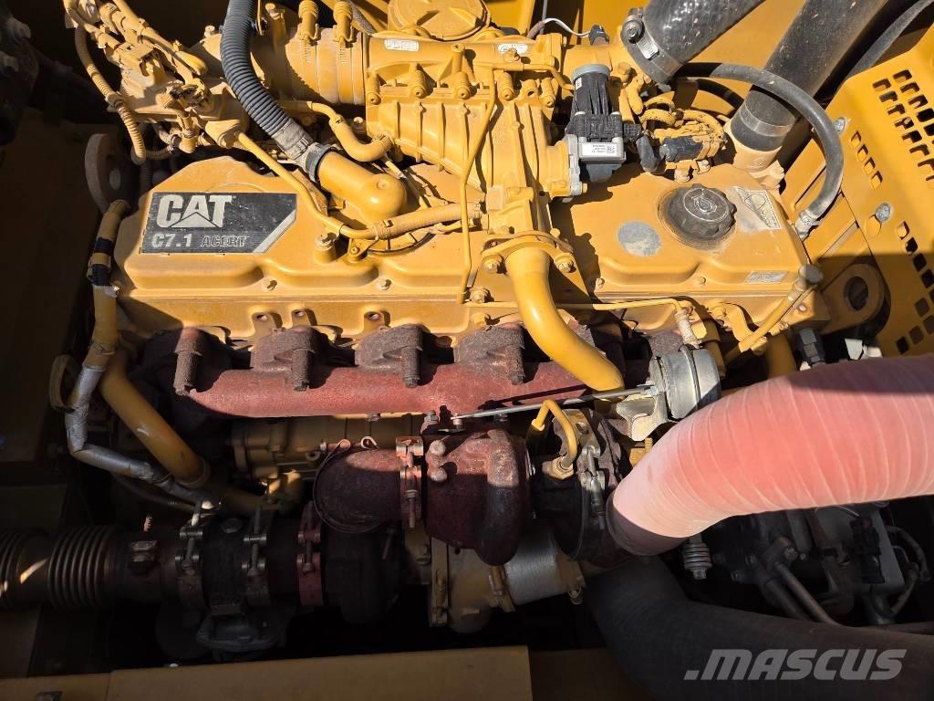 CAT 330FL 대형 굴삭기 29톤 이상