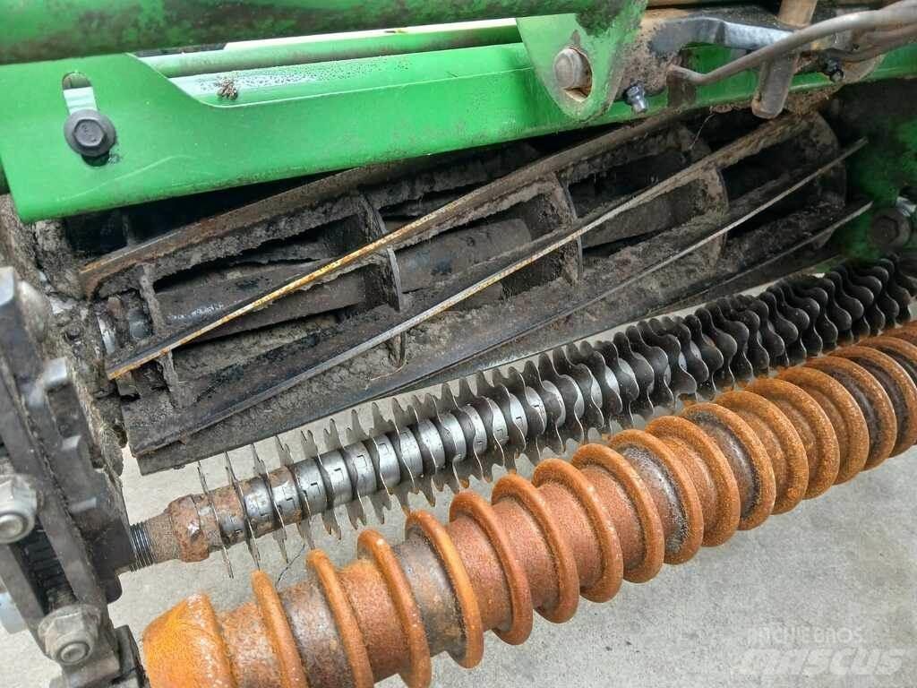 John Deere 8700 A 탑승형 잔디깎기