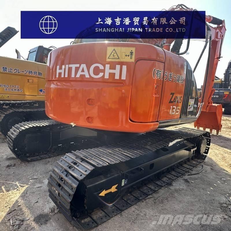 Hitachi ZX 135 대형 굴삭기 29톤 이상