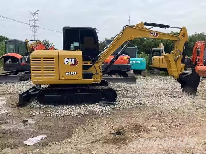 CAT 305.5 E 2 대형 굴삭기 29톤 이상