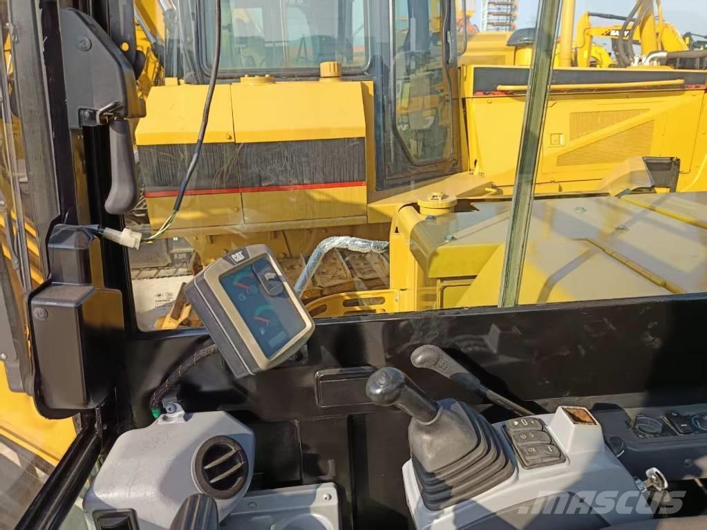 CAT 305.5 E 2 대형 굴삭기 29톤 이상