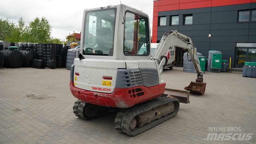 Takeuchi TB 235 소형 굴삭기 7톤 미만