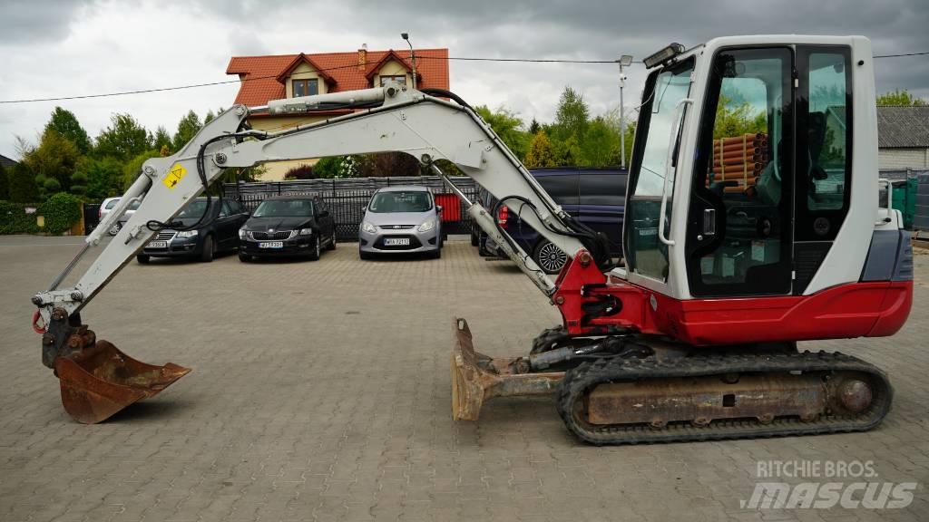 Takeuchi TB 235 소형 굴삭기 7톤 미만