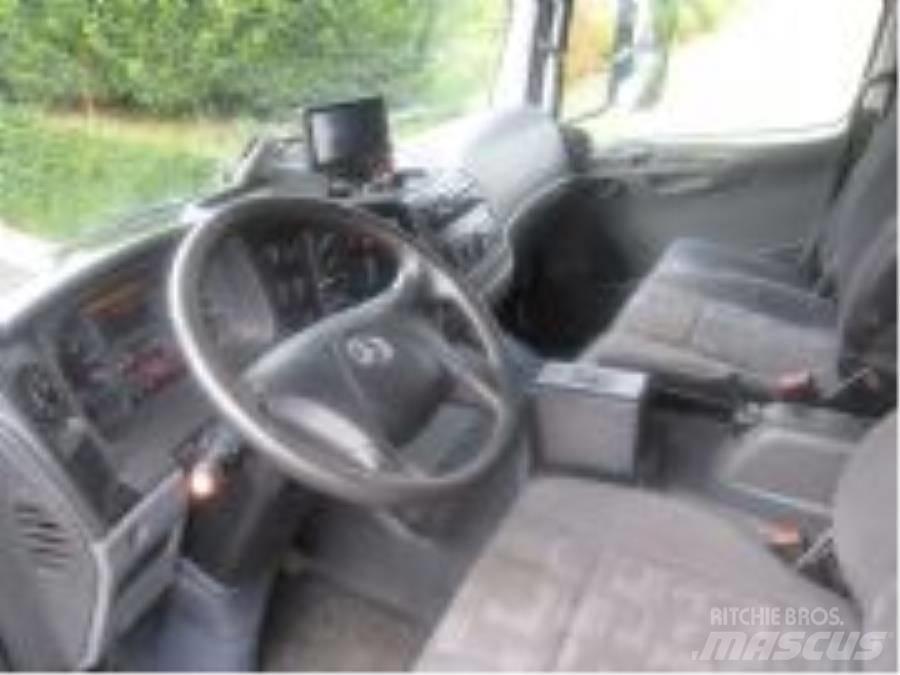 Mercedes-Benz Axor 폐기물 수거 트럭