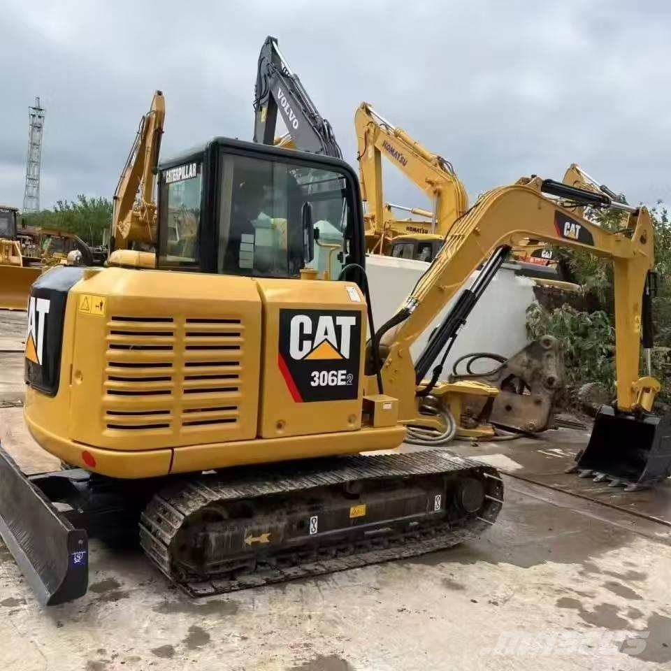 CAT 306 E2 소형 굴삭기 7톤 미만