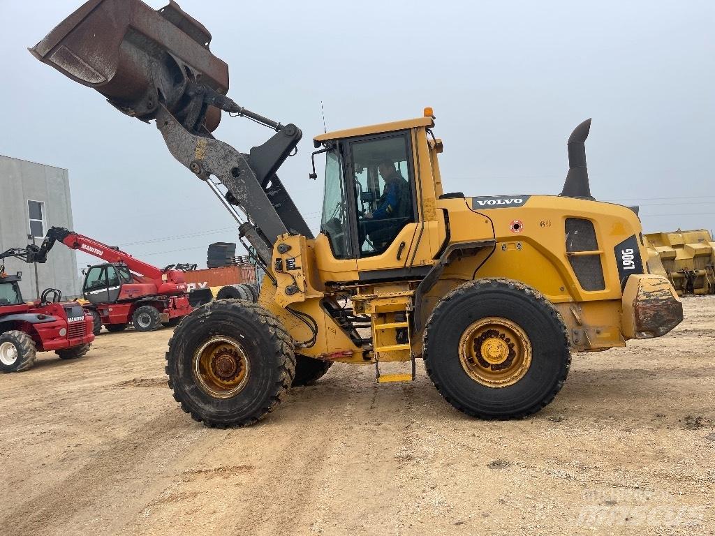 Volvo L 90 G  휠로우더