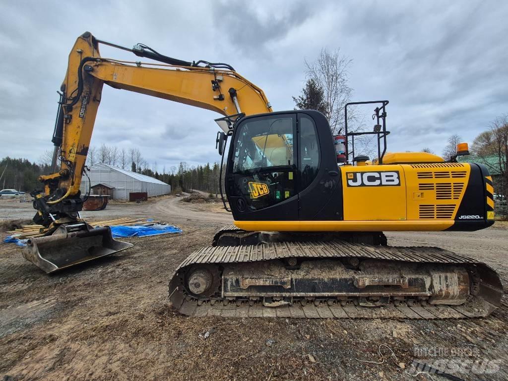 JCB 220 대형 굴삭기 29톤 이상