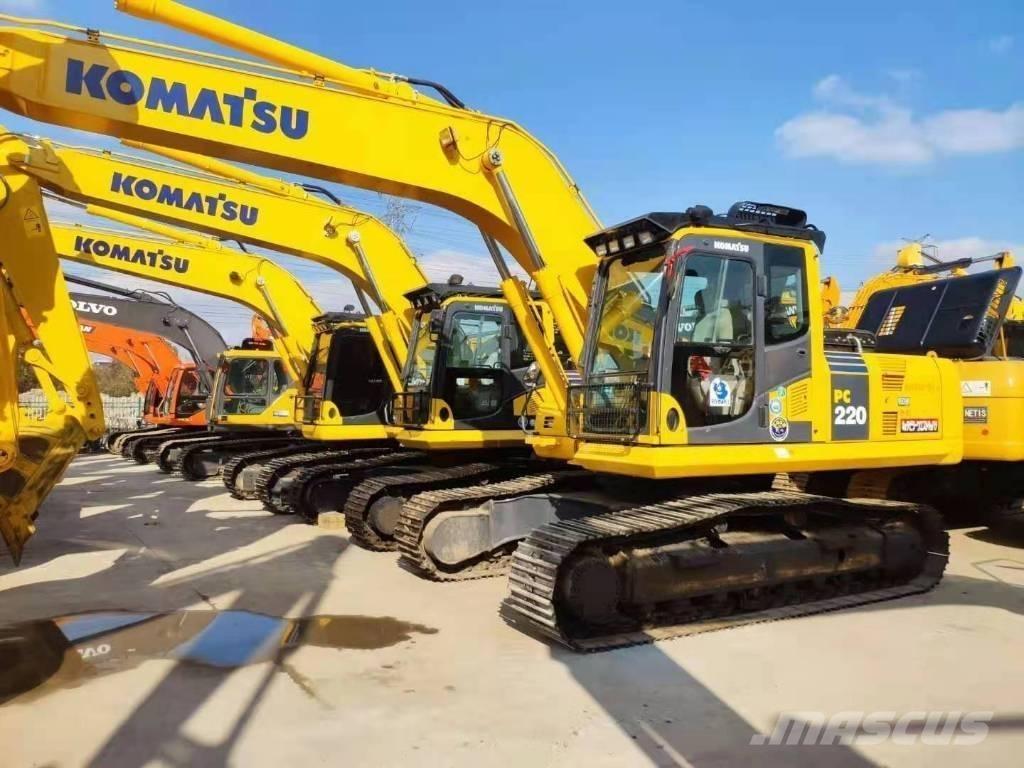 Komatsu 220-8 대형 굴삭기 29톤 이상