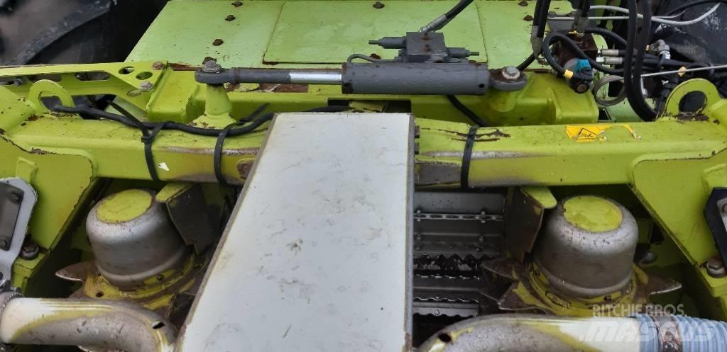 CLAAS Orbis 600 자동 초지기계