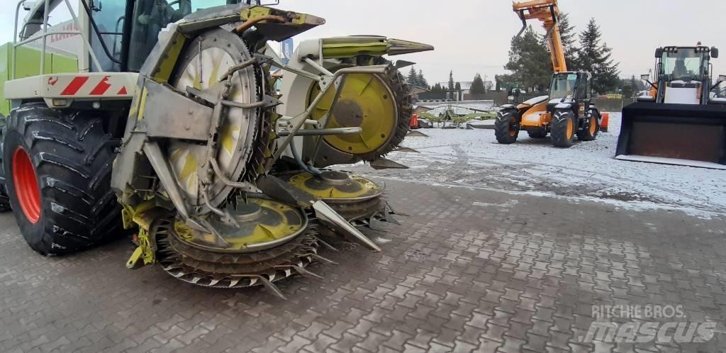 CLAAS Orbis 600 자동 초지기계