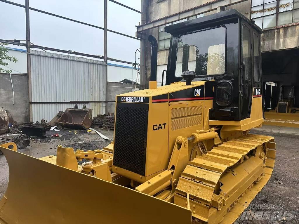CAT D 4 C 크롤러 도저