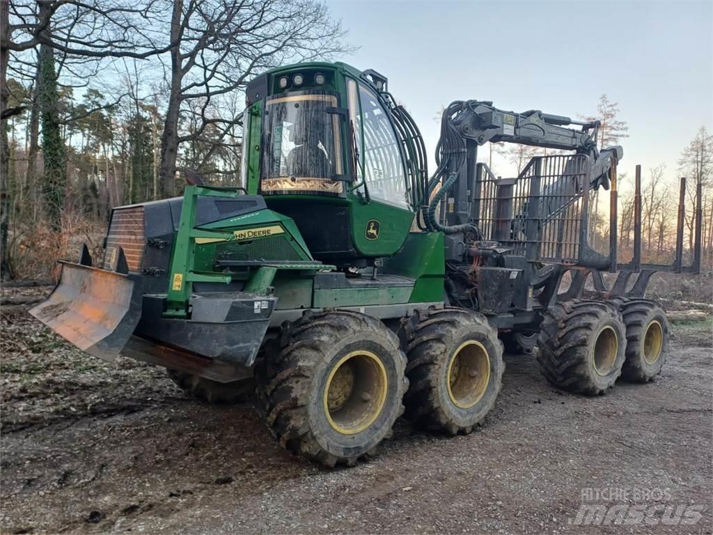 John Deere 1010 G 원목 포워더