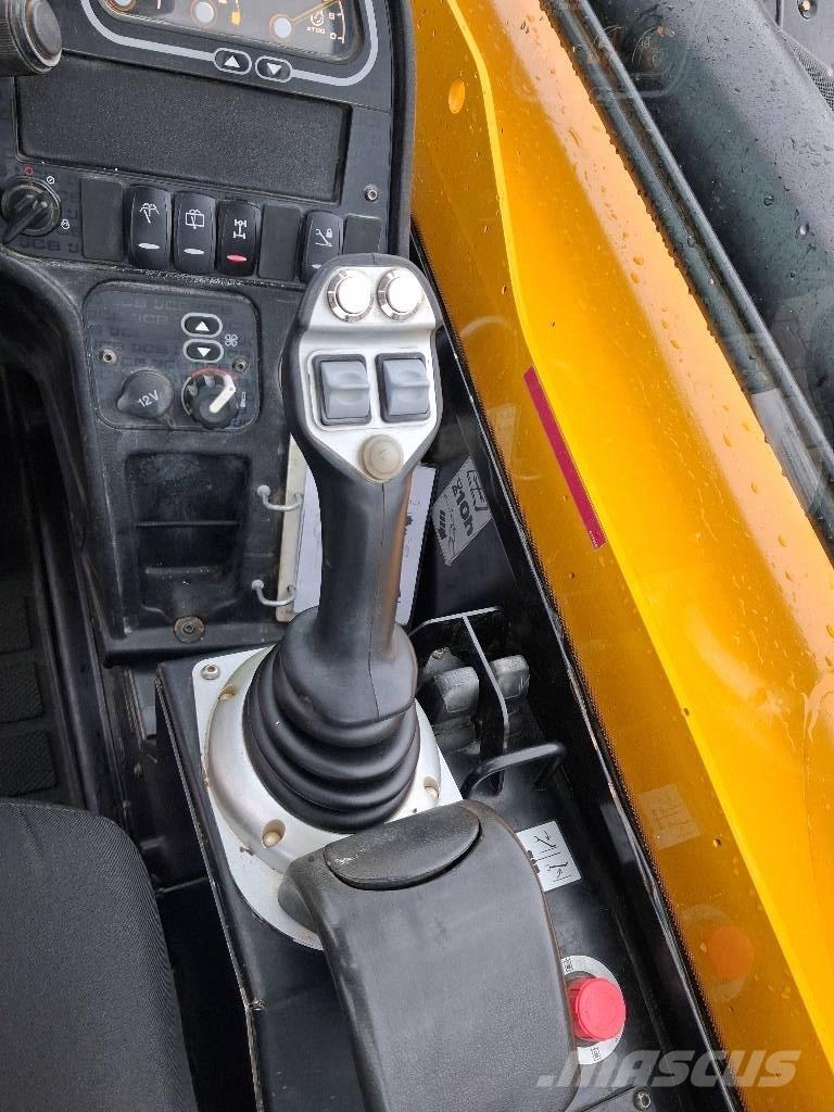 JCB 540-140 텔러 핸들러