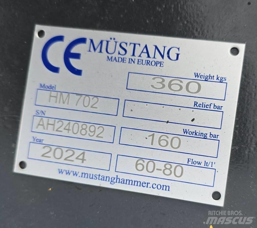 Mustang HM702 브레이커