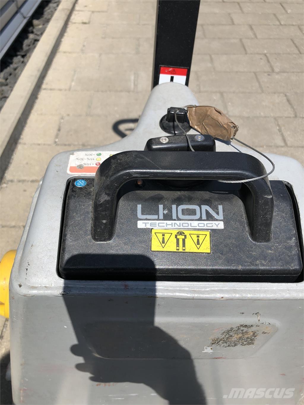 Still ECH12 포크리프트