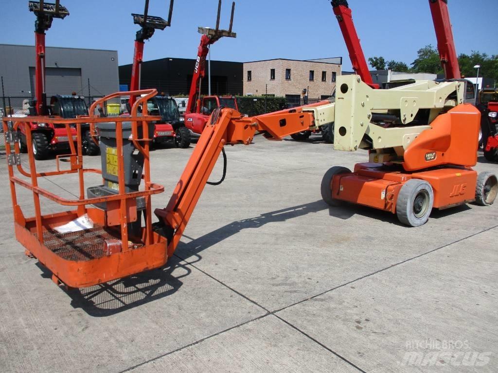 JLG E 400 AJPN (146) 관절형 전동이동 리프트