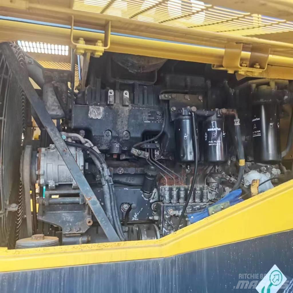 Komatsu WA 320-5  휠로우더
