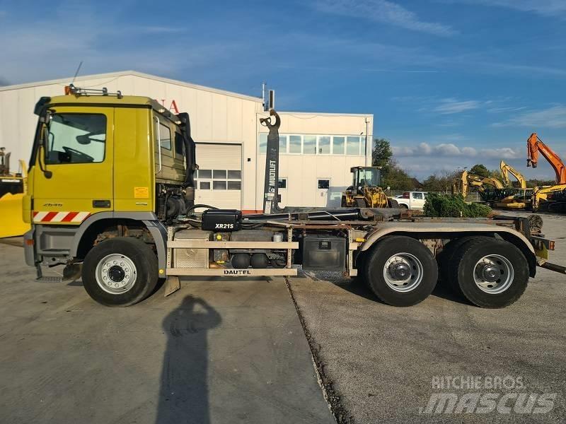 Mercedes-Benz DB2646 훅 리프트 트럭