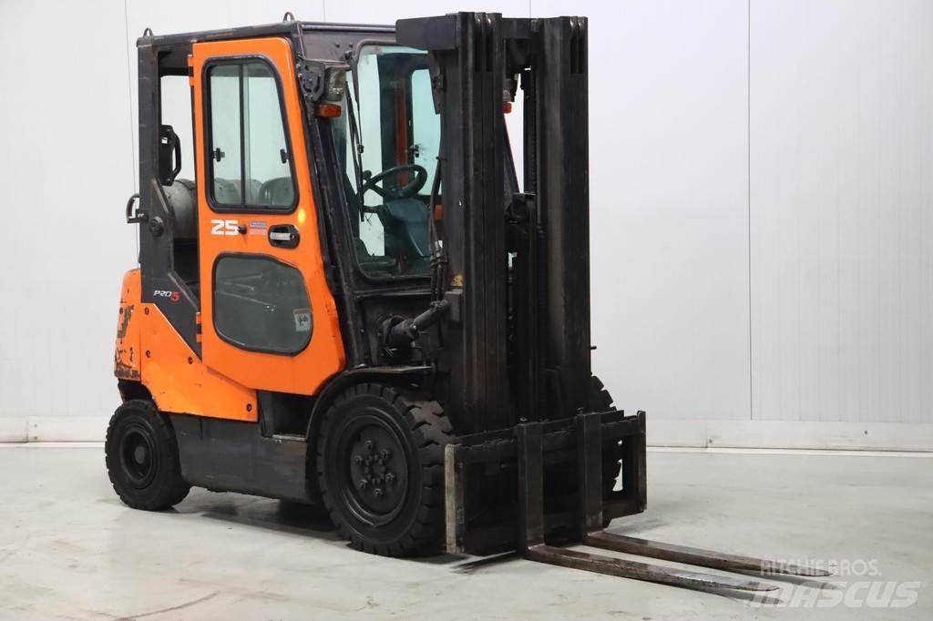 Doosan G25E-5 LPG 지게차