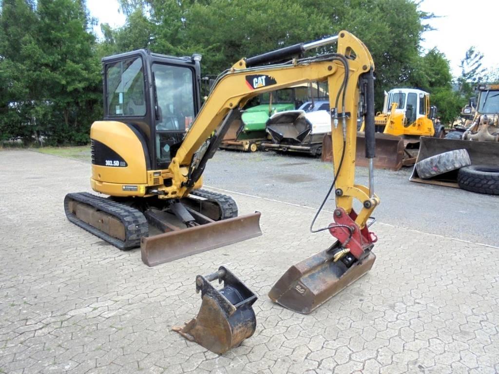 CAT 303.5 D CR 소형 굴삭기 7톤 미만