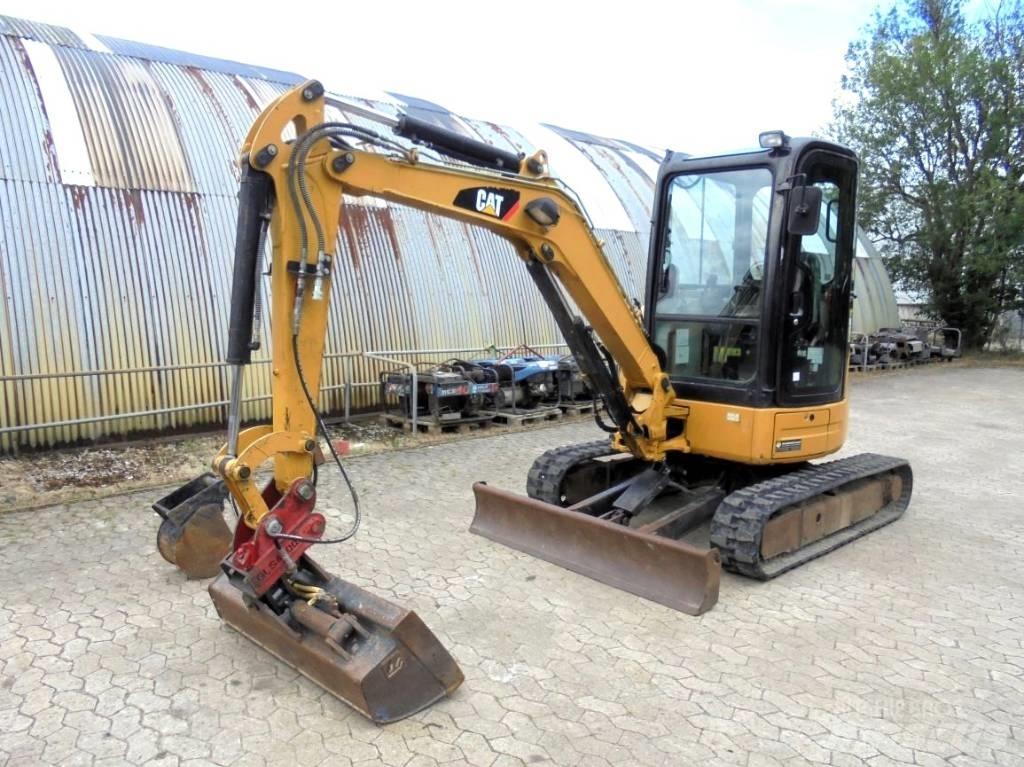 CAT 303.5 D CR 소형 굴삭기 7톤 미만
