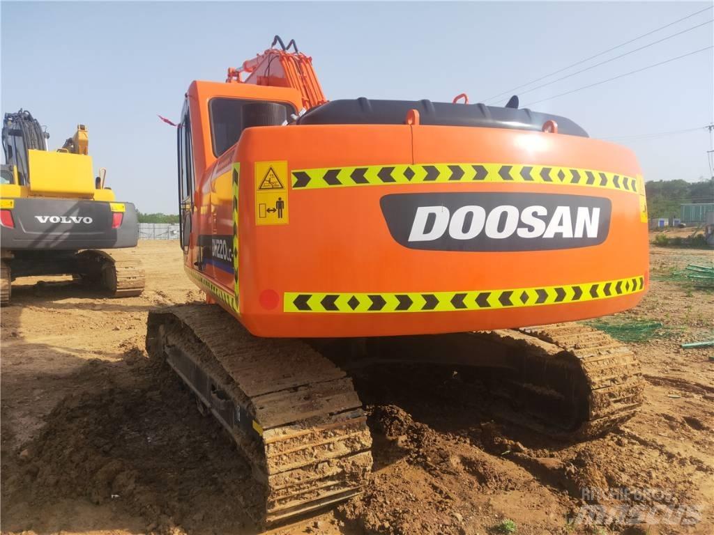 Doosan DH 220 LC-7 대형 굴삭기 29톤 이상