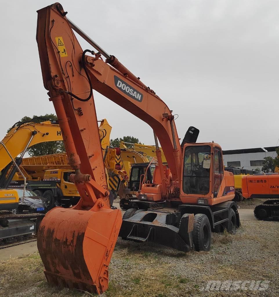 Doosan DH210W-7  휠 굴삭기