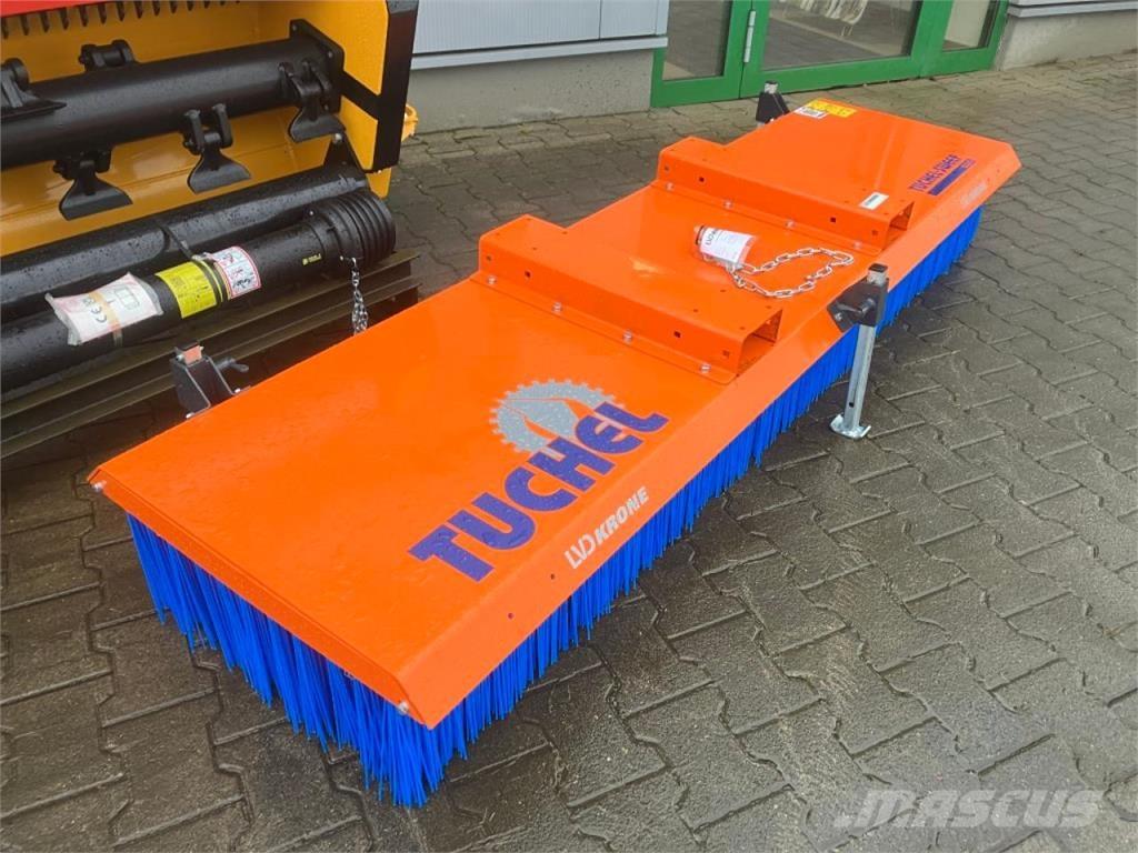 Tuchel Solo 250 도로 청소차