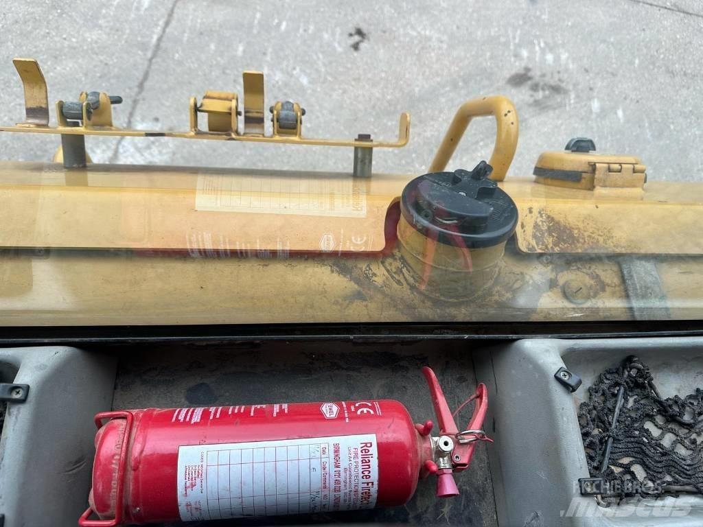 CAT D 6 N LGP 크롤러 도저