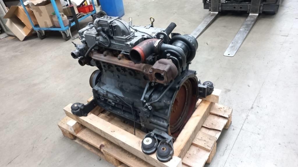 Deutz BF4M2012C 엔진