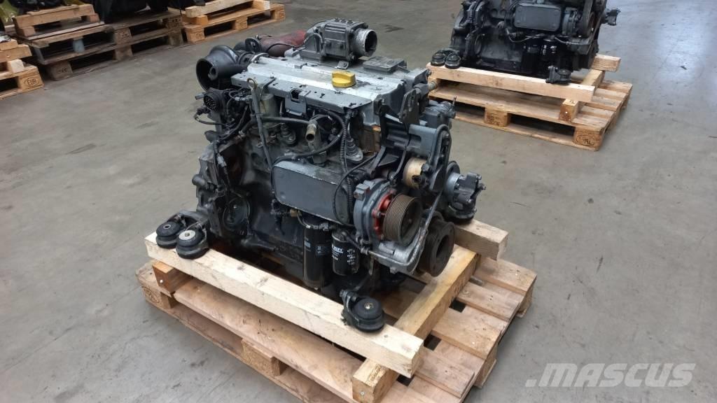 Deutz BF4M2012C 엔진