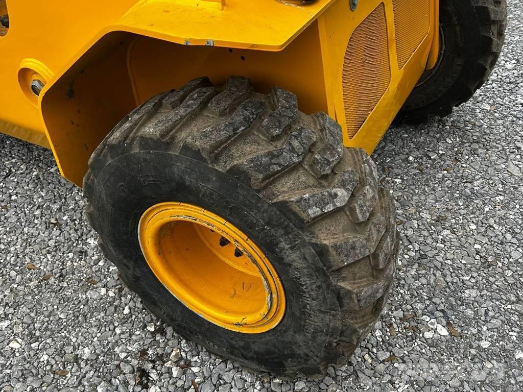 JCB 35-26D 4x4 텔러 핸들러