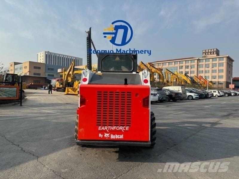 Bobcat S 130  스키드로더